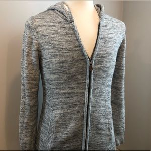 L.O.G.G. Grey And White Boys Sweater Size 14Y+